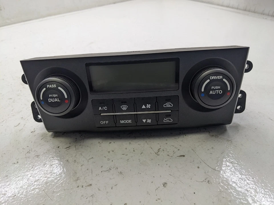 KIA SORENTO 2007 MK1 2.5 CRDI HEATER CONTROL PANEL AC AIR CON CONTROL 972503E761 - Image 1 of 4
