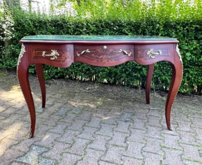 Mesa Escritorio Luis XVI 1990 Francesa Madera Caoba Bronce Floral 3 Cajones Foto 1 de 4