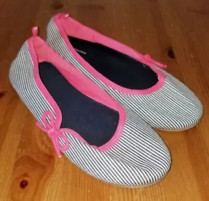 TOMMY HILFIGER Ballet Flats Girls White and Blue Stripes Pink Bows Fabric Size 1 - Picture 1 of 6