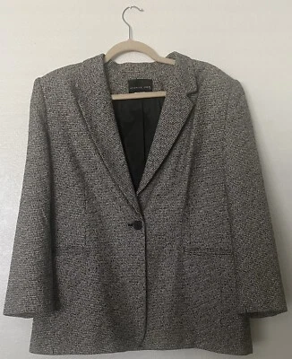Abrigo Blazer Mujer August Silk Gris Abotonado Usado Excelente Estado Foto 1 de 4