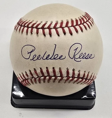Pee Wee Reese Dodgers Autograph ONL Baseball A PSA DNA (Clean) - Image 1 of 3