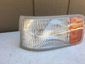 1992-1997 CADILLAC SEVILLE SIDE MARKER (LH-DRIVERS SIDE) - Picture 1 of 3