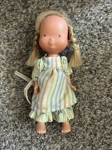 Vintage 1975 Holly Hobbie Amy Knickerbocker 6" Doll w/Original Outfit - Picture 1 of 3