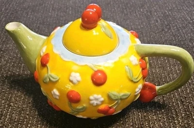 Oneida Cherries Jubilee Teapot Ceramic Hand Painted 7.5”x 5 X 4.5 Very Cute - Image 1 of 4
