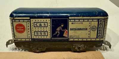 Marx 555 C & S Reefer - Solid Doors - Silver Frame - 4 whl - Twisted Tab & Slot - Image 1 of 4