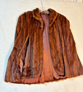 Reddish/Brown Fox Shawl/Cape No Sleeves Lapel Collar - Picture 1 of 13