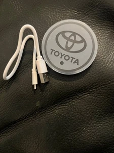 Toyota LED Becherhalterbeleuchtung NEU mit USB Ladekabel - Bild 1 von 7