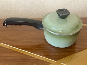 Vintage Avocado Green Aluminum Club 1 Quart Saucepan with Lid - Picture 1 of 12