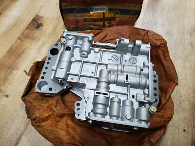 Nuevo de Lote Antiguo Datsun 810 Diesel CUERPO DE VÁLVULA DE TRANSMISIÓN 1982 1983 1984 2,8 L L LD28 AT Foto 1 de 4