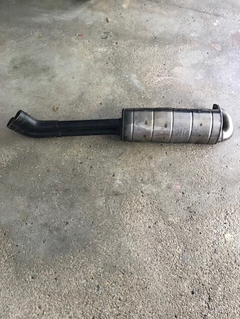 Porsche 930 Turbo Muffler 93011103804　希少 Porsche 930 Turbo Muffler 93011103804 希少 - メルカリ