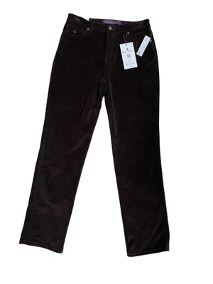 NOVA Calça Feminina Gloria Vanderbilt Amanda Veludo 6 Curta Marrom Café Assado - Imagem 1 de 4