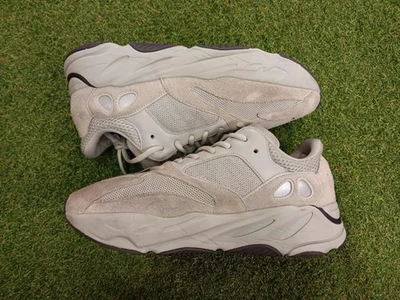 Adidas Yeezy Boost 700 EG7487 Hombres EE. UU. 10.5 Zapatos para Correr Gamuza Sal Tenis Foto 1 de 4