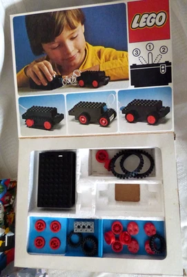 Vintage LEGO Motor Set 107 Incomplete, untested, clean Battery area, nice box - Image 1 of 4