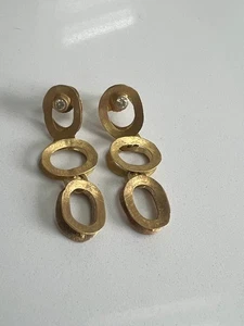 STYLISH PAIR OF 18ct GOLD & DIAMOND DROP EARRINGS - 4.3g - Bild 1 von 12