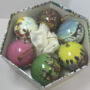 Juego de Adornos Doce Días de Navidad Bola en Caja Tortuga Paloma Perdiz De Colección - Imagen 1 de 7