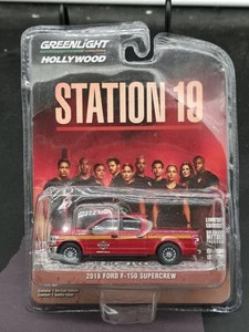 2022 Greenlight Hollywood 2018 FORD F-150 SUPERCREW Fire Diecast Station 19 NIP - Picture 1 of 2