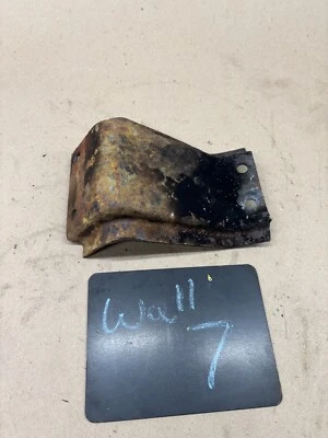 1980 1997 Ford F350 F250 F150 TRANSMISSION CROSSMEMBER FRAME BAR BRACE GUSSET x1 - Image 1 of 4