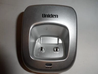 SOPORTE BASE DE CARGA UNIDEN ECX550 PLATEADO PARA DXAI5588-2 **SIN CABLE DE ALIMENTACIÓN** Foto 1 de 4