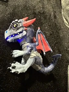 Fingerlings Untamed Shockwave Dragon Light Up Interactive Pet 2018 WowWee Toy - Foto 1 di 5