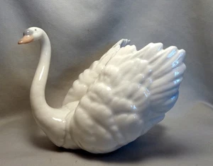 LLADRO handgefertigter weißer Porzellanschwan nicht mehr produziert 6175 (1994) (Spanien) - Bild 1 von 4
