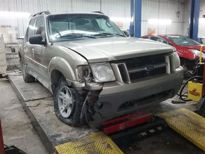 Radiator Sport Trac Fits 01-05 EXPLORER 1137978 Foto 1 de 4