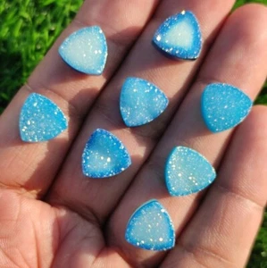 Titan Achat Druzy Quarz Schmuckherstellung Trillion Drusy Natur 10 Stck. Lot - Bild 1 von 9