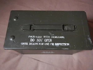 MUNITIONSKISTE MIT DICHTUNG METALLKISTE BEHÄLTER METALLBOX Seltenes Samler - Bild 1 von 4