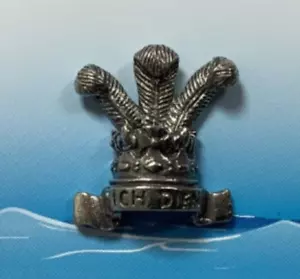 Prince of Wales Krone und Federn Silber Zinn Anstecknadel Abzeichen (W) - Bild 1 von 2