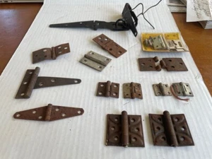 Bonita colección de bisagras y pestillos cuotas y extremos - Imagen 1 de 8