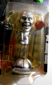 Mattel MICHAEL JORDAN Figure Maximum Air  1999  Silver Edition Sealed - Picture 1 of 2