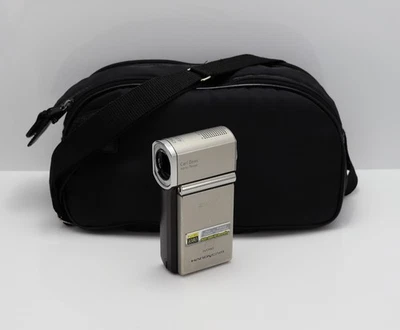 SONY HANDYCAM HDR-TG3E CAMCORDER HD MEMORY STICK HIGH DEFINITION VIDEO CAMERA - Image 1 of 4