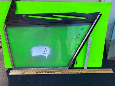 Studebaker 64K, right window.  Item:  22885 - Image 1 of 2