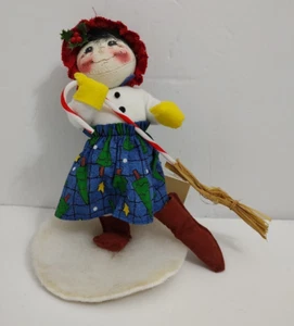 Vtg Annalee Doll Sweeping Snowflakes 1998 Candycane Broom Tag Posable 9" - Picture 1 of 16