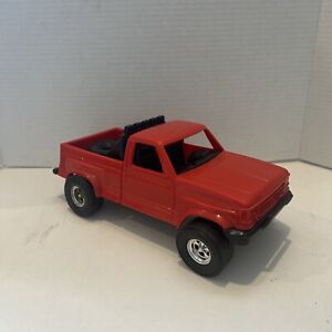 Tootsietoy Ford F-150 Customized Super Duty Toy Truck Made in USA Vintage 1:20