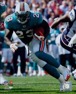 Ronnie Brown Miami Dolphins NFL Licensed Unsigned Glossy 8x10 Photo B
