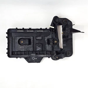 2011-2014 Volkswagen Passat Jetta Battery Tray Bracket 1KM915333 OEM - Picture 1 of 9