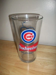 BRAND NEW HARRY CARRY BUDWEISER CUBS GLASS A MUST FOR CUBS FANS-Ships FREE - Picture 1 of 2