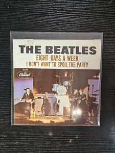 Beatles Eight Days A Week Capitol 5371 45rpm W/PS Scranton Pressing - Picture 1 of 6