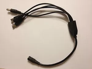 4 zu 1 Splitter Konverter DC LED Streifen 3528 & 5050 LED Streifen Band 2,1mm 3 2 - Bild 1 von 3