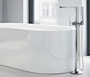 GROHE 23846003 Plus Floor Standing Tub Filler, Starlight Chrome Faucet Fast Shp - Picture 1 of 6