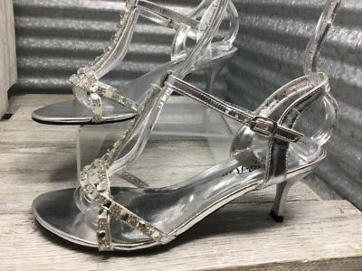 Wild Rose Formal Sandal Silver Rhinestone T Strap Wedding Slingback Size 7.5 - Image 1 of 4