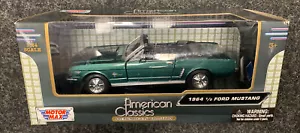 New! 1964 1/2 Ford Mustang 1/24 Scale Diecast Car Model by Motormax Convertibly - Picture 1 of 4