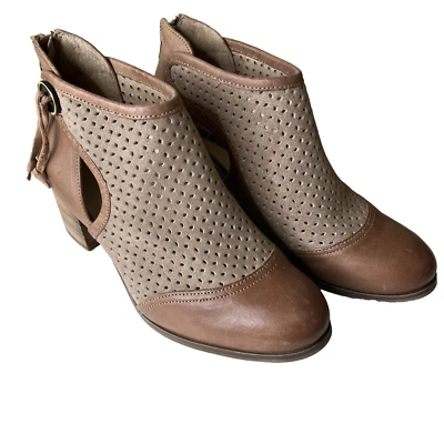 Botines de Cuero Casta Marrón Perforado Recortado Informal Tacón Bloque Borla Cremallera Foto 1 de 4