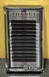 Extensiones de Pestañas T Dance Autoabanizadoras Pestañas de Volumen Negro 0,07 D 16 mm de Largo - Imagen 1 de 2