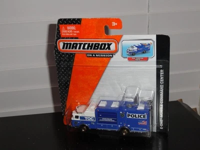 MATCHBOX 2013 ON A MISSION PIEZAS DE TRABAJO REALES E-ONE MOBILE COMMAND CENTER Foto 1 de 4