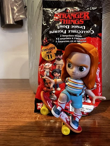 Yume Toys Stranger Things Upside Down  Collection Max Cover