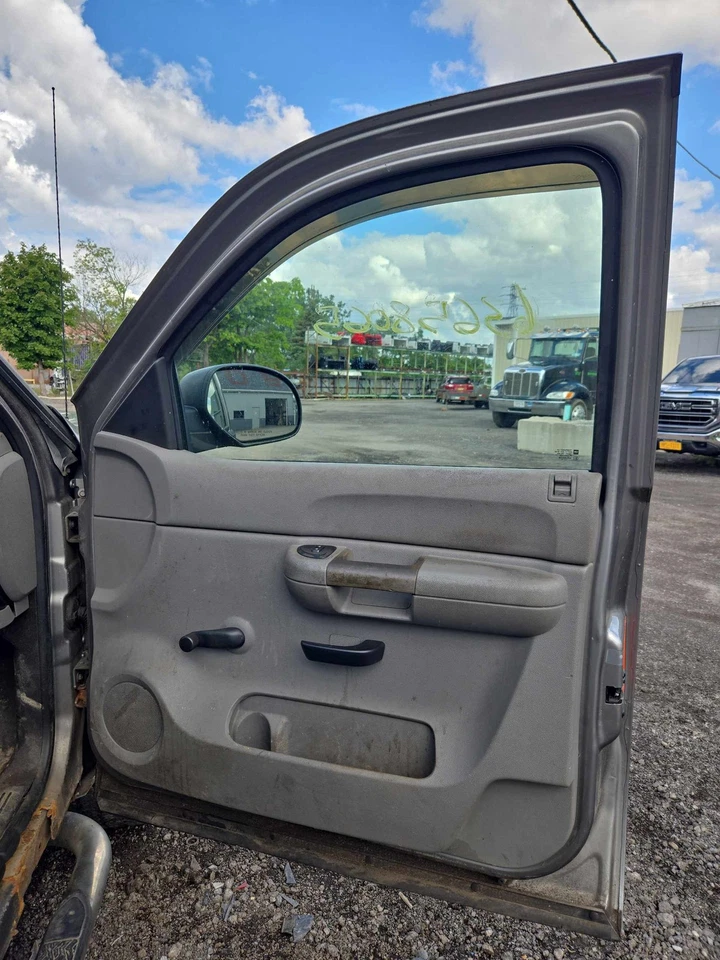 Front Door Trim Panel GMC SIERRA 1500 Right 07 08 09 - Imagem 1 de 1