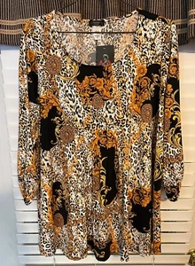 Cocomo Women's Top - Tiger print w/ Other Designs - 2x - Picture 1 of 4
