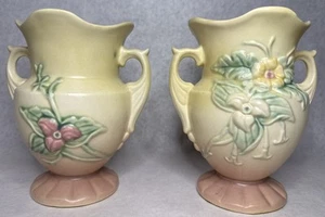Vintage 1940 Hull Art Pottery WILDFLOWER W-4-6 1/2 Feathered Double Handled C30 - Picture 1 of 19