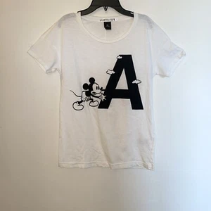 RARA T-shirt sotto copertura Uniqlo x Topolino Collab (DIFFICILE DA TROVARE) taglia: media - Foto 1 di 8